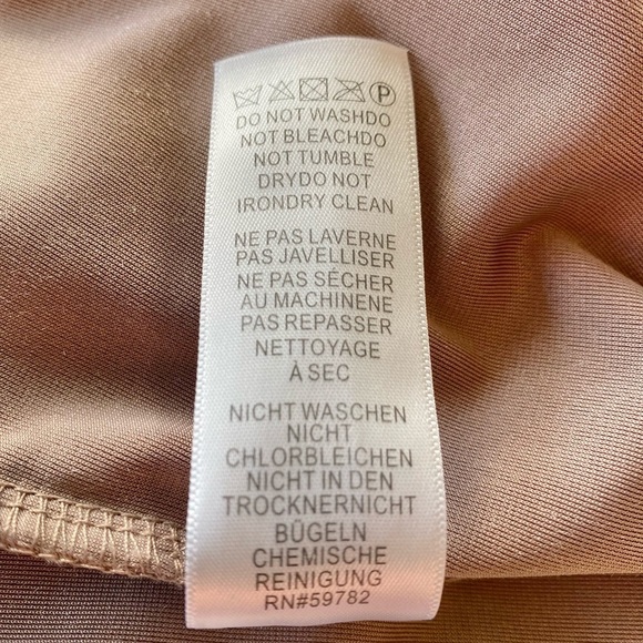 Adriana Papell Pink Crushed Velvet Blouse Size Medium EUC - Picture 6 of 6